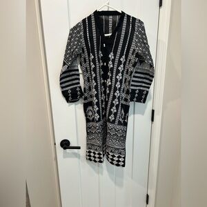Black and White Patterned Long Sleeve Dress